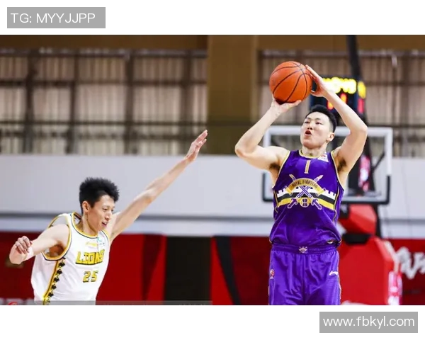 CBA名将加盟东南亚联赛高薪合约曝光月入惊人引发网友热议